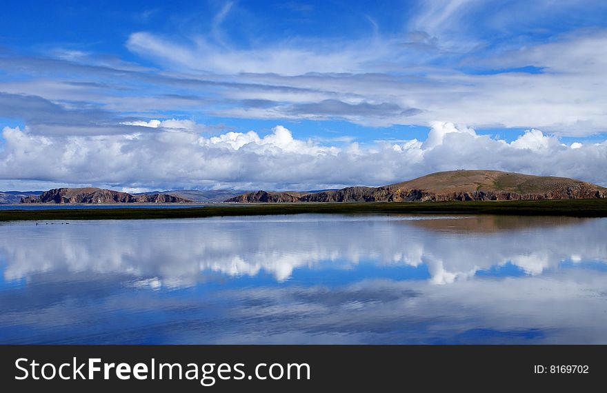 China's Tibet nam lake breeze light. China's Tibet nam lake breeze light