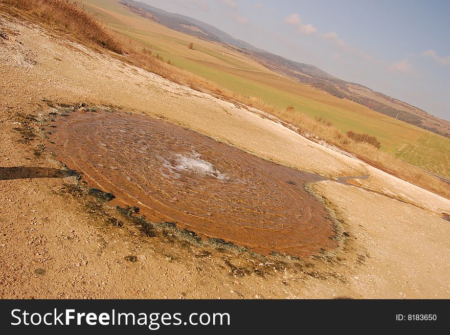 Kupa travertine in HornÃ¡dska basin 3 km west of SpiÅ¡ PodhradÃ­. Created by earthy-mineral spring water carbonic sivÃ¡ chin. Water with high salt content makes the presence of numerous slanomilnÃ½ch plants. Senior jezÃ­rko. Extrude spring at the foot and 2 covered drinking fountains. Kupa travertine in HornÃ¡dska basin 3 km west of SpiÅ¡ PodhradÃ­. Created by earthy-mineral spring water carbonic sivÃ¡ chin. Water with high salt content makes the presence of numerous slanomilnÃ½ch plants. Senior jezÃ­rko. Extrude spring at the foot and 2 covered drinking fountains