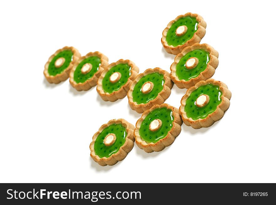 Cakes with green jelly in the form of arrow