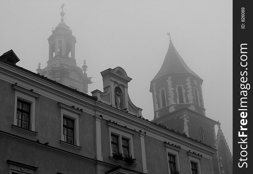 Poland Krakow Wawel Cathedral Morning Fog