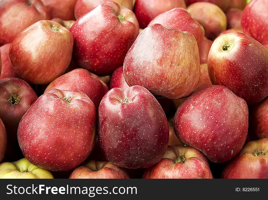 Red Apples