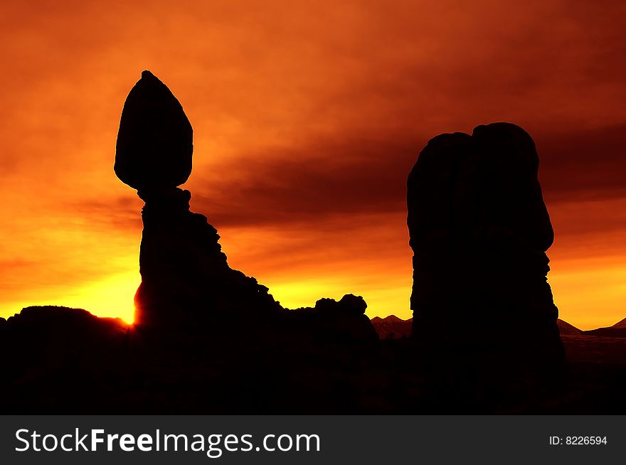 Balanced rock at Arches National Park at dawn