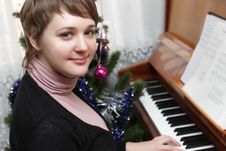 Learning To Play Piano Royalty Free Stock Image