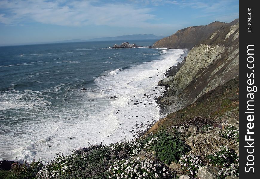 A pretty stretch of pacific coastline, just south of San Francisco, California.