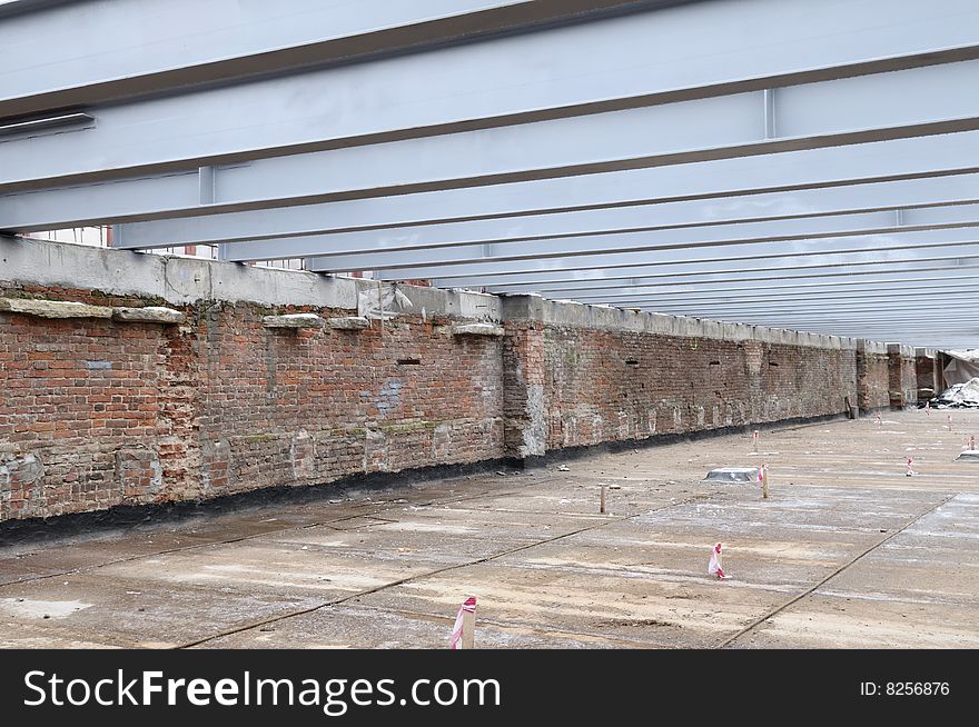 Installation of overlapping beams of an old building. Installation of overlapping beams of an old building.