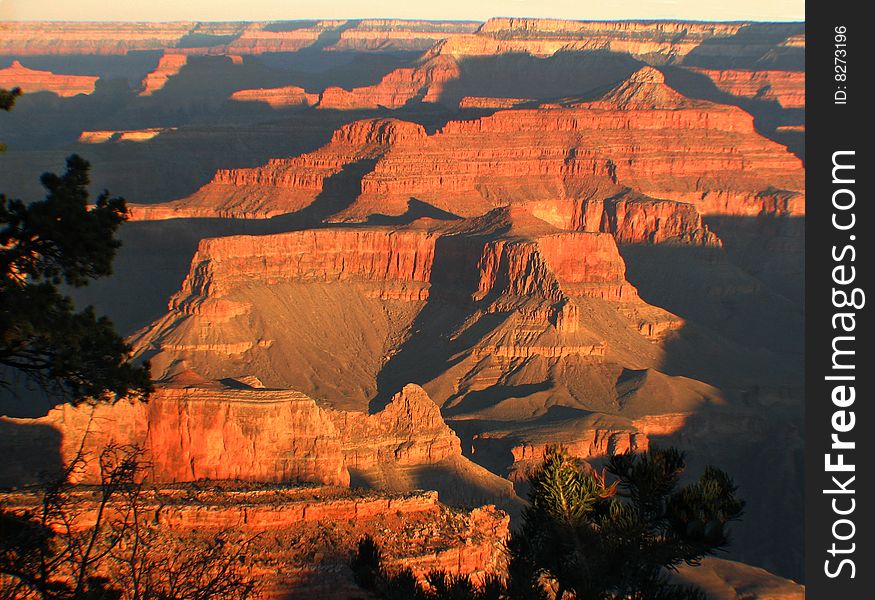 A glorious sunrise at the Grand Canyon.