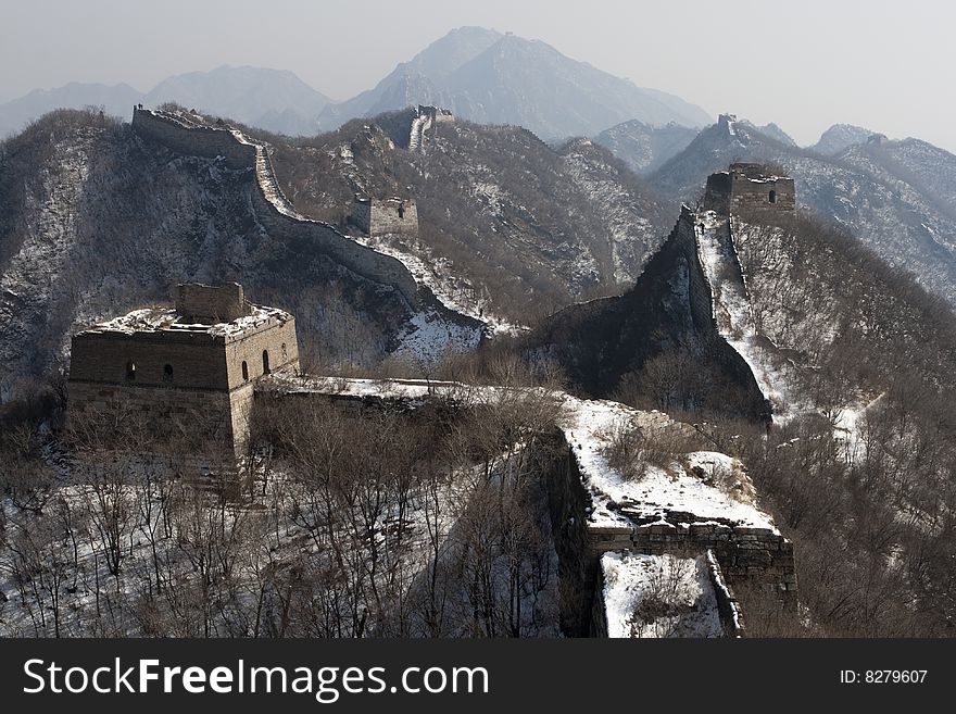 This part of the Great Wall is names as Jiankou because its shape like an arrow nock.It locates at Huairou District, Beijing , China.