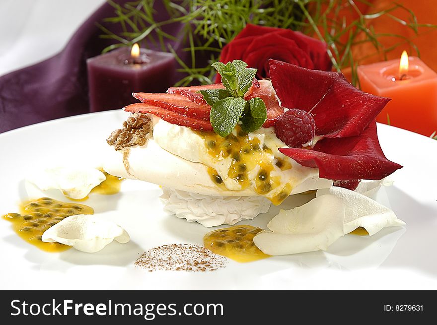 Refined ice-cream for romantic evening