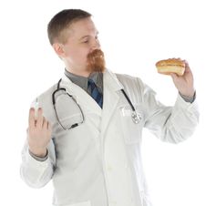 Preparing A Syringe Royalty Free Stock Photos Preparing A Syringe Royalty Free Stock Photos
