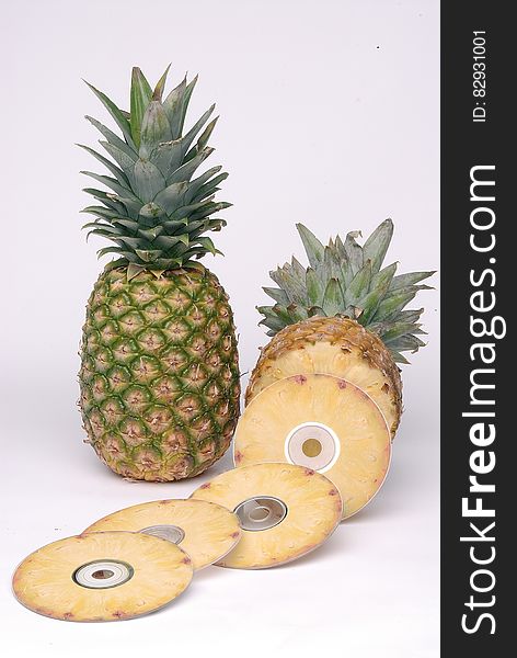 Pineapple and Pineapple Disc