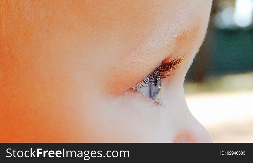 Close Up Photography of Baby&#x27;s Right Eye