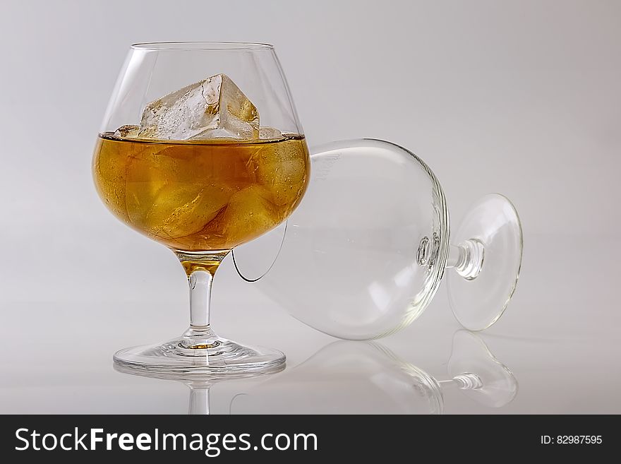 2 Clear Cognac Glass