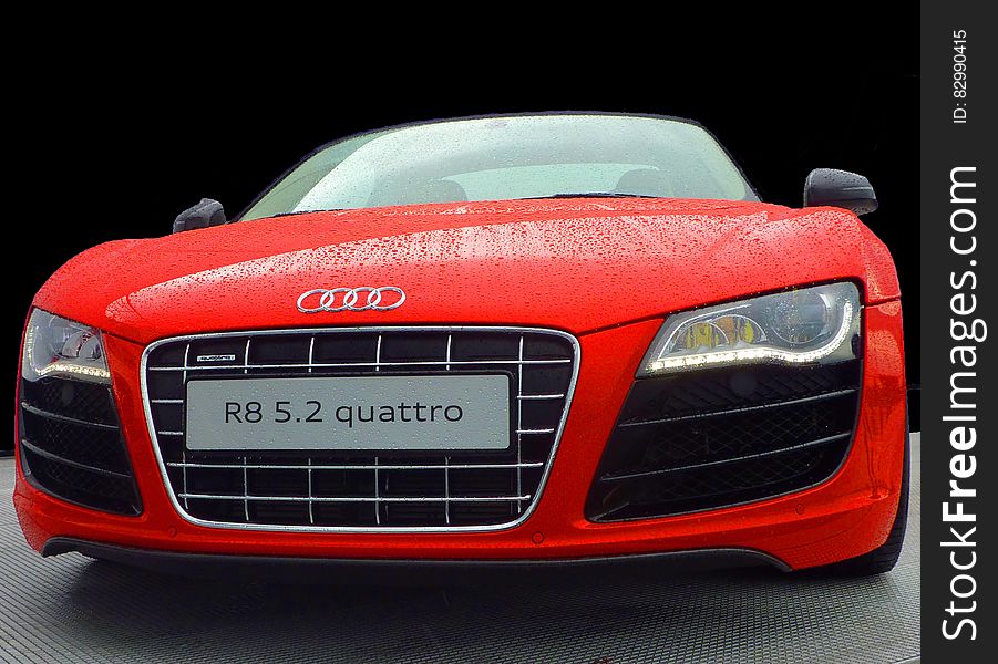 Red Audi R8 Quattro