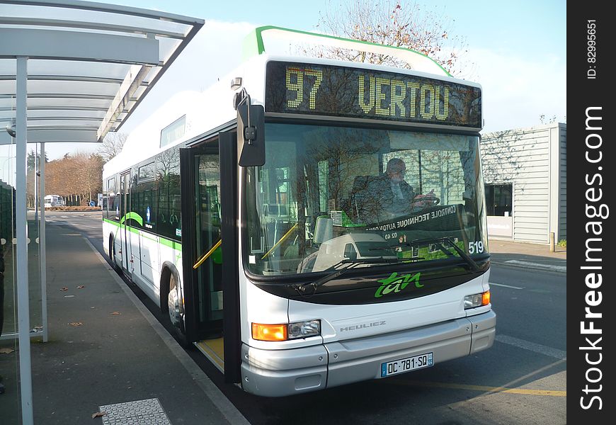 Heuliez GX 317 GNV NÂ°519 TAN - Nantes &x28;44&x29;