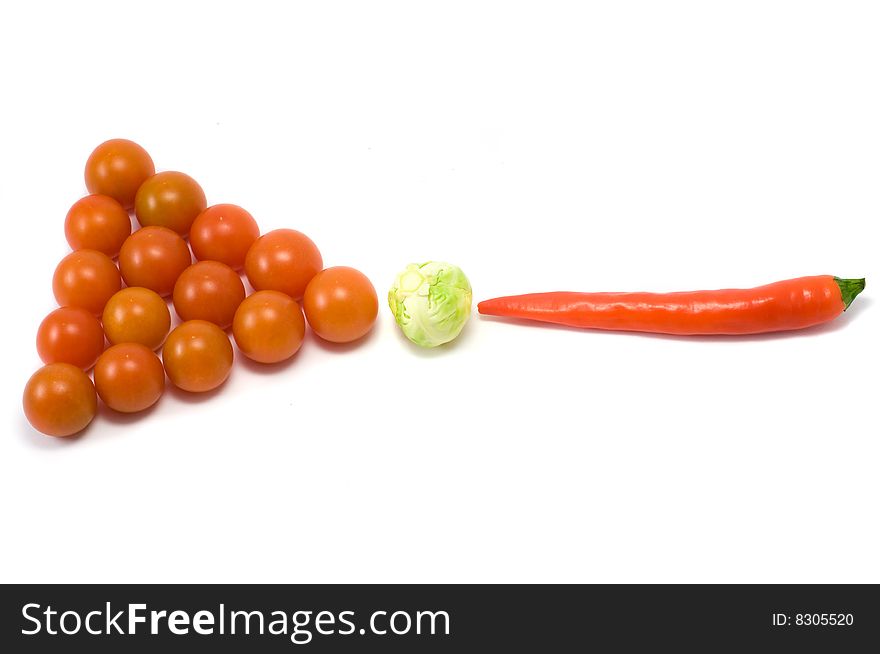 Snooker pyramid with cherrt tomatos, chilly and brussels sprouts