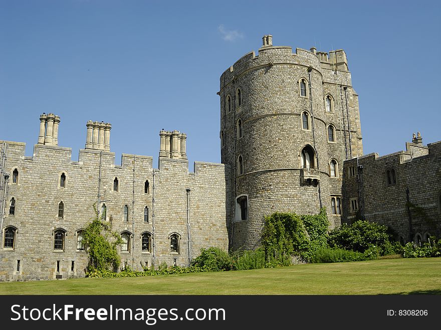 The Windsor Castle in England during the summer