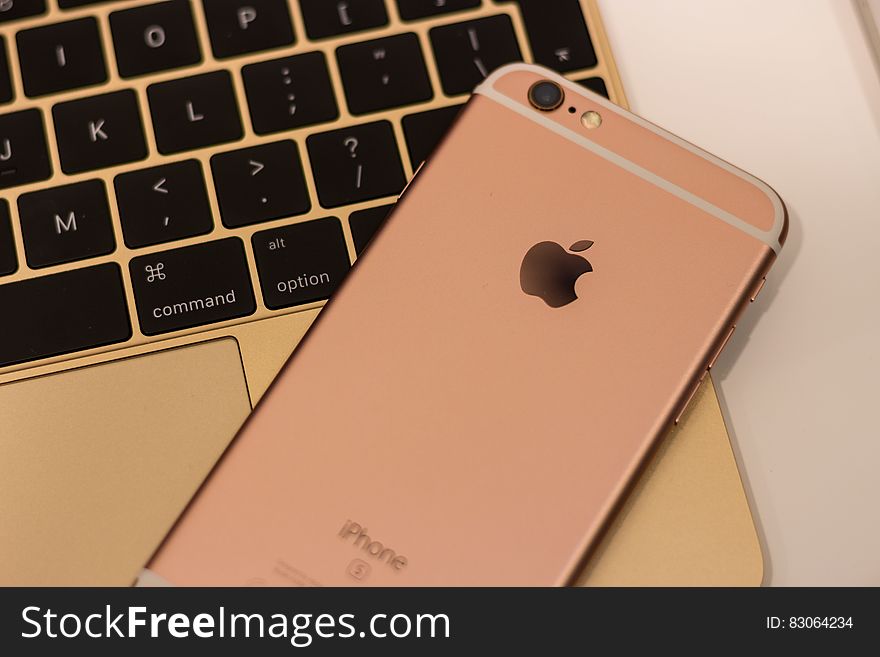 Rose Gold Iphone 6s