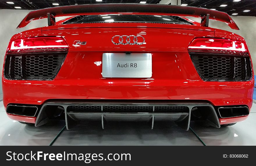 Audi Red R8