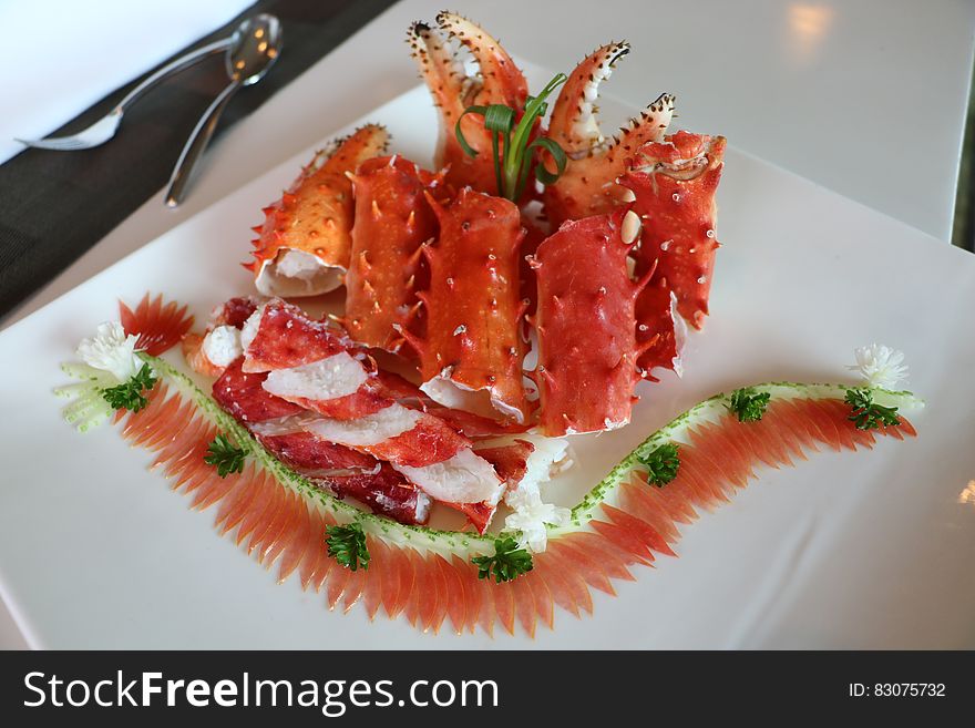 Cook Crabs on Top of Ceramic Plate