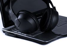 Laptop And Headphones On White Background Stock Photography Laptop And Headphones On White Background Stock Photography