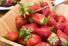 Strawberries In A Wooden Bowl Royalty Free Stock Photos Strawberries In A Wooden Bowl Royalty Free Stock Photos