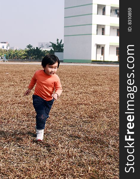 Chinese little child 
in the jieyang playground