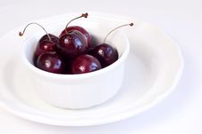 Bowl Of Fresh Cherries Stock Photos