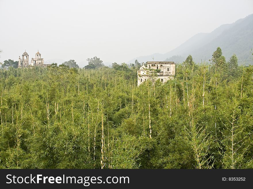 Blockhouse in the bamboo grove