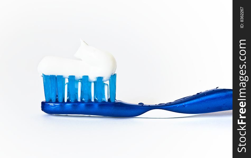 Bicolor Toothbrush And Toothpaste