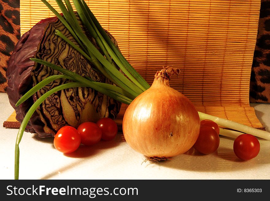 Vegetarian's dream - the onion, tomato . Vegetarian's dream - the onion, tomato ....