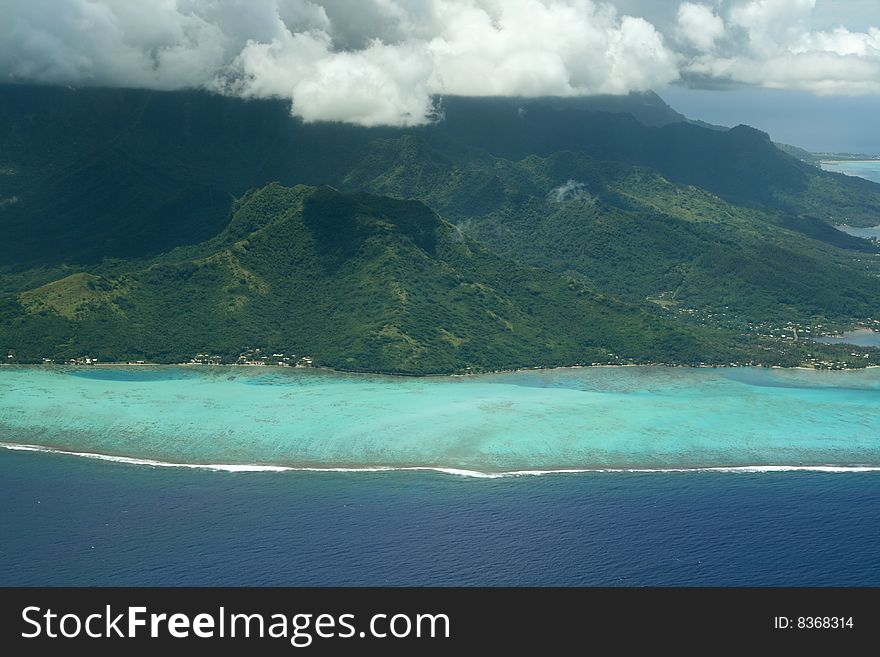 Volcanic island in French Polynesia