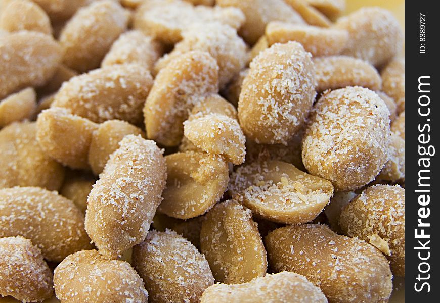 Delicious salted nuts. Better in all savour with beer.