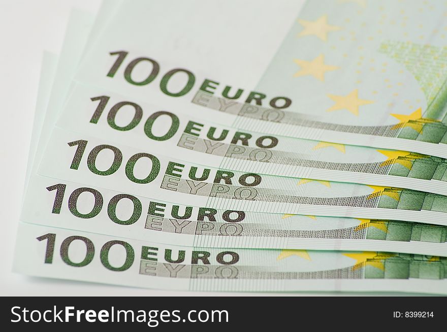 One hundred notes, cash euro