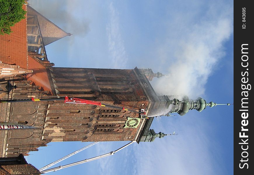 St.Catherine's church in gdansk is burning (22.05.2006). St.Catherine's church in gdansk is burning (22.05.2006)