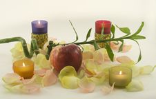 Bamboo And Apple With Aromatic Rose Leave Royalty Free Stock Images Bamboo And Apple With Aromatic Rose Leave Royalty Free Stock Images