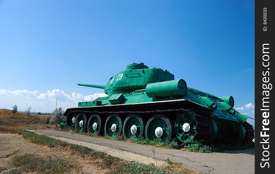 The Soviet tank in attack. Ò³4. The Soviet tank in attack. Ò³4