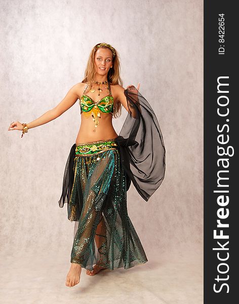 Bellydancer