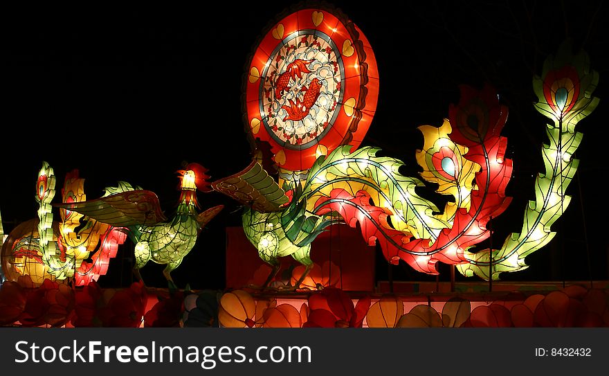 The festival lanterns are exhibited during the Chinese New Year(Spring Festival) and Lantern Festival. The festival lanterns are exhibited during the Chinese New Year(Spring Festival) and Lantern Festival.