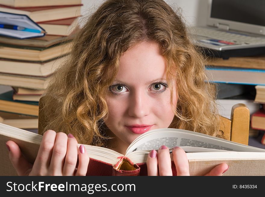 The young woman prepares for examinations. The young woman prepares for examinations.