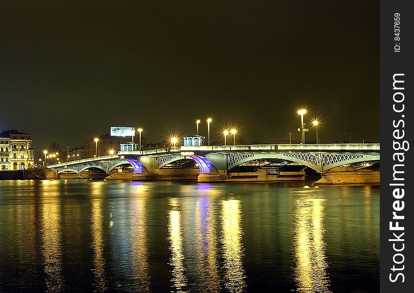 St.-Petersburg, the bridge, night before New Year