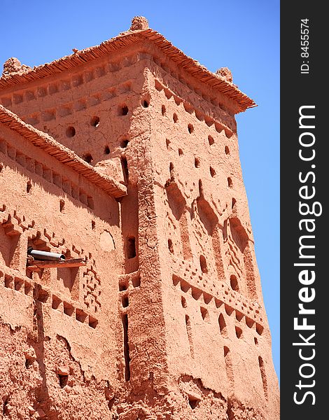 The fortified town of Ait ben Haddou near Ouarzazate on the edge of the sahara desert in Morocco. Taken as dawn broke. Famous for it use as a set in many films such as Lawrence of Arabia, Gladiator, Jewel of the Nile, Kingdom of Heaven, Kundun and Alexander. The fortified town of Ait ben Haddou near Ouarzazate on the edge of the sahara desert in Morocco. Taken as dawn broke. Famous for it use as a set in many films such as Lawrence of Arabia, Gladiator, Jewel of the Nile, Kingdom of Heaven, Kundun and Alexander