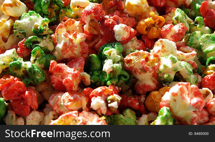 Popcorn in different colors, red, green, yellow