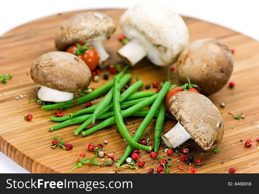 Mixed mushrooms and green beans.