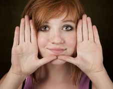 Pretty Teenager Framing Her Face Royalty Free Stock Photos Pretty Teenager Framing Her Face Royalty Free Stock Photos