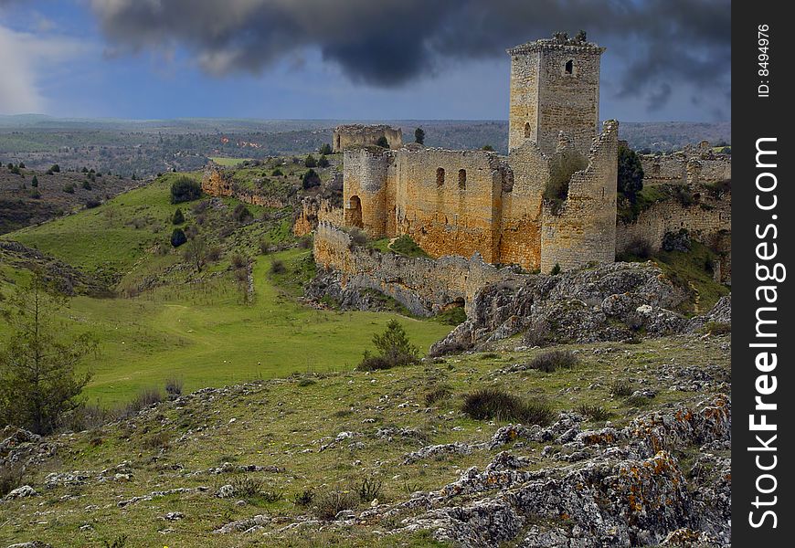 Near the river canyon Lobos is a small village Ucero. Over the nearest hill, is his castle. Near the river canyon Lobos is a small village Ucero. Over the nearest hill, is his castle