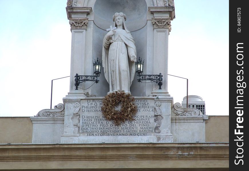 DSCF1468-Fontana_della_Vergogna-Palermo-Sicily-Italy-Castielli_CC0-HQ