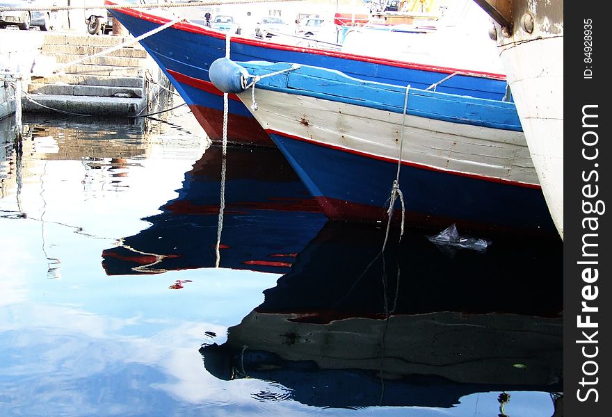 Porto Ulisse Ognina Catania Sicilia-Italy - Creative Commons by gnuckx