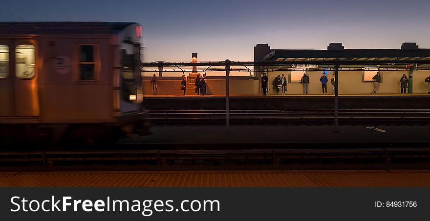 F express train coming through Smith & 9th St station.