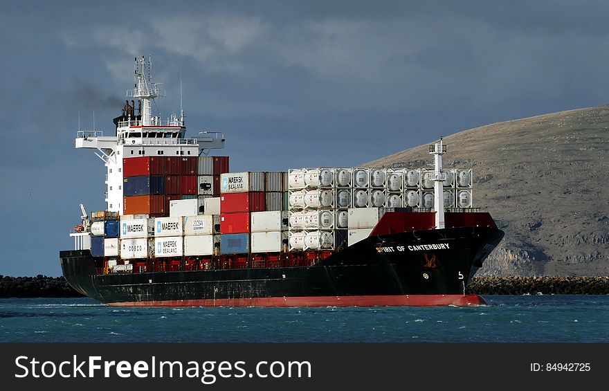 Container ship The ship SPIRIT OF CANTERBURY &#x28;IMO: 9319557, MMSI: 512423000&#x29; is a Container ship registered in New Zealand. The vessel SPIRIT OF CANTERBURY has a deadweight of 9910 tonnes and was built in 2005. The gross tonnage is 13760. General vessel information Flag: New Zealand Length: 148 m x 24 m IMO: 9319557 Draught &#x28;min/avg/max&#x29;: 4.4 m / 7.5 m / 10.6 m MMSI: 512423000 Speed &#x28;avg./max&#x29;: 11.7 kn 20.2 kn Callsign: ZMCT Year Built: 2005 Gross Tonnage: 13760 Deadweight: 9910 tons. Container ship The ship SPIRIT OF CANTERBURY &#x28;IMO: 9319557, MMSI: 512423000&#x29; is a Container ship registered in New Zealand. The vessel SPIRIT OF CANTERBURY has a deadweight of 9910 tonnes and was built in 2005. The gross tonnage is 13760. General vessel information Flag: New Zealand Length: 148 m x 24 m IMO: 9319557 Draught &#x28;min/avg/max&#x29;: 4.4 m / 7.5 m / 10.6 m MMSI: 512423000 Speed &#x28;avg./max&#x29;: 11.7 kn 20.2 kn Callsign: ZMCT Year Built: 2005 Gross Tonnage: 13760 Deadweight: 9910 tons