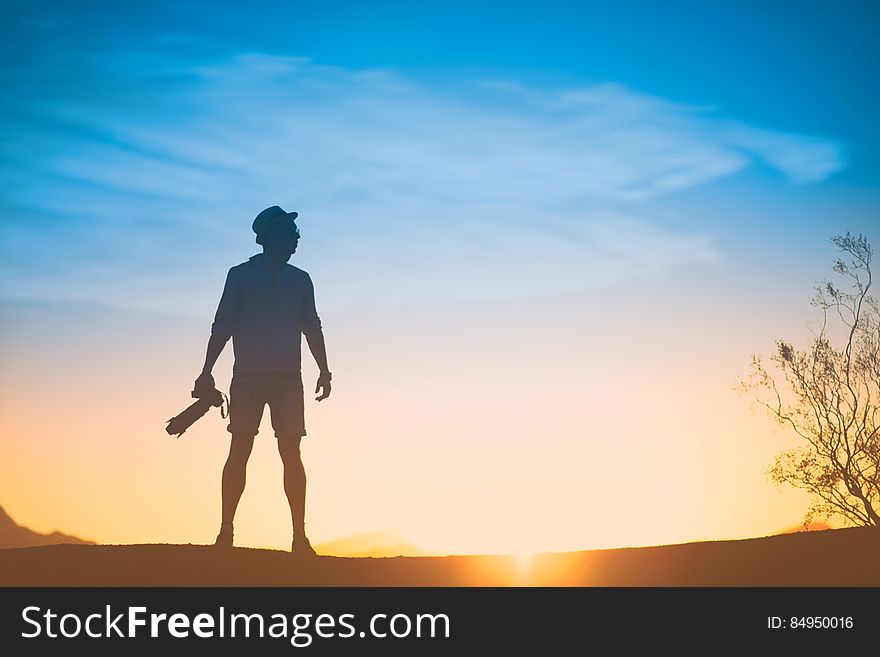 Sky, Cloud, Light, People in nature, Afterglow, Flash photography